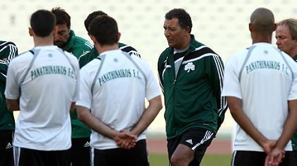 Τεν Κάτε: «Δεν είστε συγκεντρωμένοι»