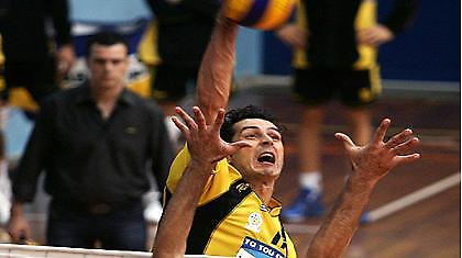 Ρουμελιώτης: «Να επανέλθει η ψυχραιμία στην ομάδα»