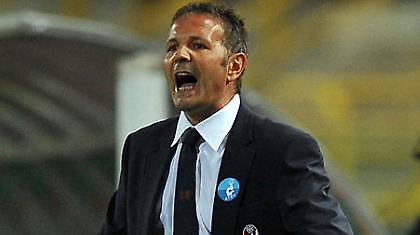 Μιχαΐλοβιτς στον πάγκο της Κατάνια