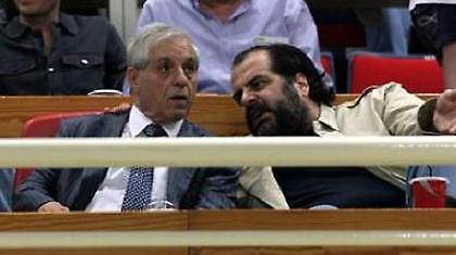 Στο μυαλό των… πολυμετοχικών