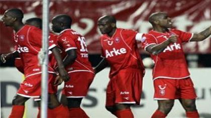 Eredivisie: Δεν σταματάει πουθενά η Τβέντε!