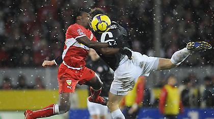Bundesliga: Σοκ στο τέλος για τη Στουτγκάρδη