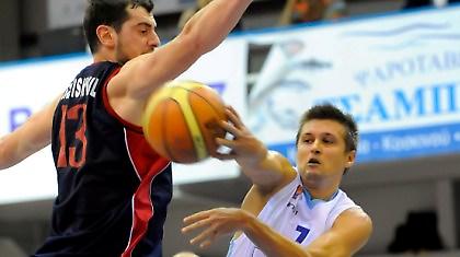 Ένας «κυανέρυθρος» στην Φουενλαμπράδα