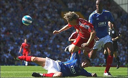 Premier League: Θέλει να «ανέβει» η Λίβερπουλ