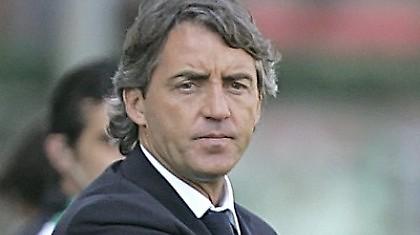 Μαντσίνι και επίσημα