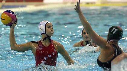 Ο Ολυμπιακός «διέλυσε» τη Λίβερπουλ