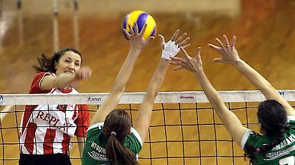 «Κόκκινο» το ντέρμπι στις γυναίκες