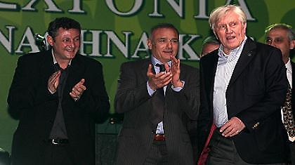 Όχι τηλεκριτική με…καρούλια!