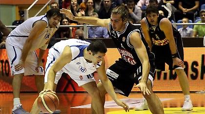 Α1: Διάστρεμμα ο Καλαϊτζίδης