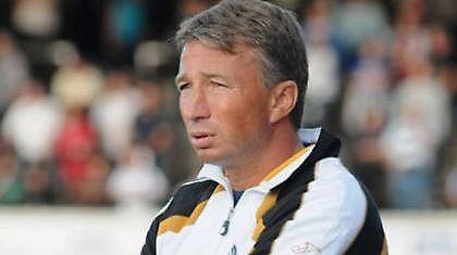 Παρελθόν ο Πετρέσκου από την Ουνιρέα