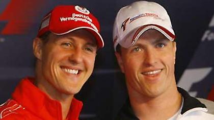 Στα χνάρια του αδελφού του