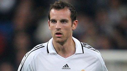 Μέτσελντερ: «Το καλοκαίρι συζητάμε»