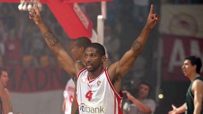 Eπέστρεψε στον Ολυμπιακό ο Πεν!