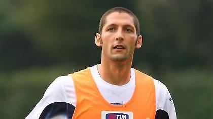 Στο «κόλπο» για Ματεράτσι η Τζένοα