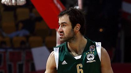 Πατέρας ο Βασίλης Σπανούλης