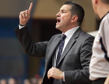 Ζούρος: «Η διακοπή κάνει κακό»