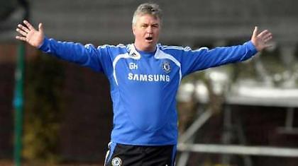 Τηλέφωνο και πάει στη «Γιούβε» ο Χίντινκ!