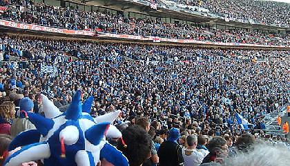 Χαρίζει μετοχές της Πόρτσμουθ σε οπαδούς!