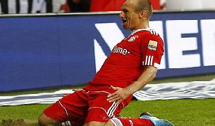 Ρόμπεν: «Χρειαζόμαστε βελτίωση, πρέπει να προκριθούμε»