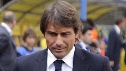 Παρελθόν ο Κόντε