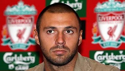 Στη Νάπολι και με τη βούλα ο Ντοσένα