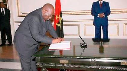 Πιέζουν το Τόγκο να μείνει!