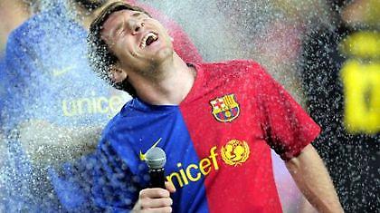 Ο Μέσι «παίζει» και σφαλιάρες