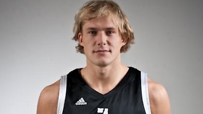 Α1: Κλείνει Μαζέικα η ΑΕΚ