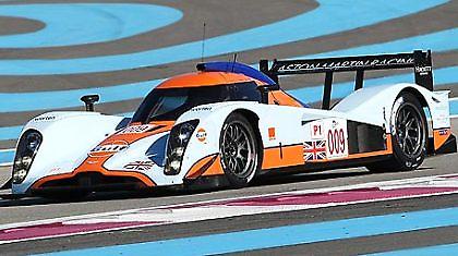 Δεν τα παρατά η Lola