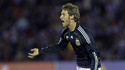 Εξαίρεσε Μπολάτι ο Μαραντόνα