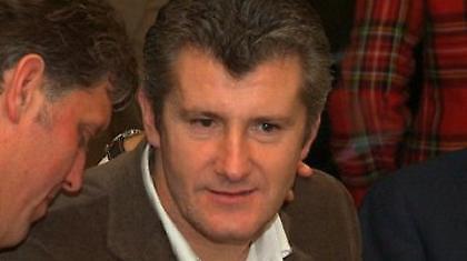 Πάει για προεδρία ο Σούκερ