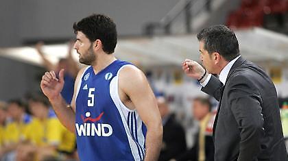 Ζούρος:  «Συγκεντρωμένοι σε όλο το ματς»