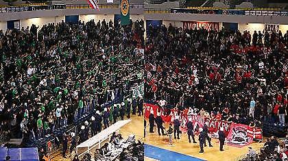 «Ανοικτή» για τα ΜΜΕ η σύσκεψη για τον τελικό