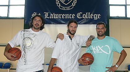 Κόβει την πρωτοχρονιάτικη πίτα της η «Triple Crown»