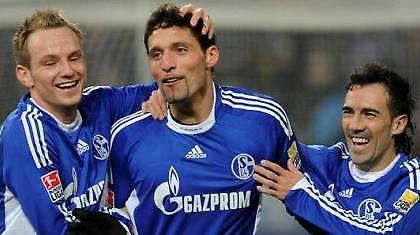 Bundesliga: Παραμένει… γαντζωμένη η Σάλκε!