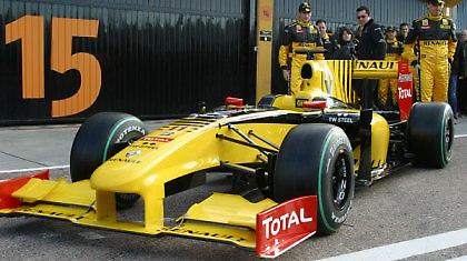 Νέος πιλότος για τη νέα Renault