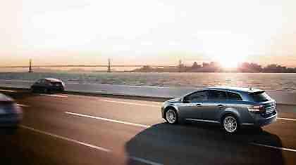 Toyota Avensis Cross Sport