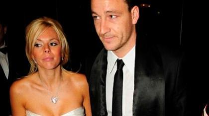 Τώρα, τρέχει και δεν φτάνει…