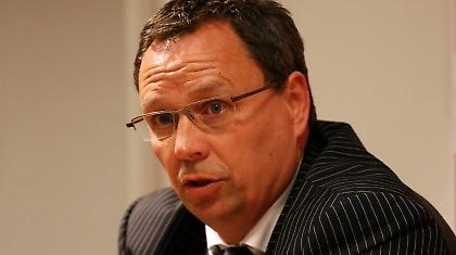 Νίκησε τον Τεν Κάτε ο Εβερσε