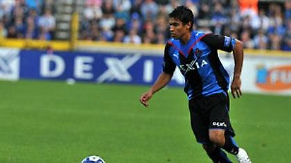 «Έφαγε» κόκκινη κάρτα, αλλά δεν τιμωρήθηκε! (video)