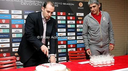 Σοβαρότητα και Κύπελλο ζήτησε ο Αγγελόπουλος!