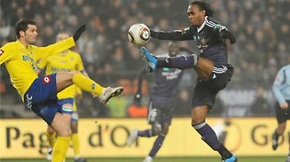 Jupiler League: Πρώτη μεν, «πελάτισσα» δε!