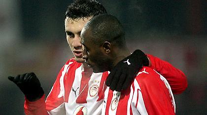 Ο Λούα, ο Τόρο και το δίδυμο των διαιτητών