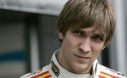 Για τα λεφτά τα κάνεις όλα