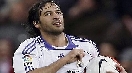 Σκέφτεται να… αλλαξοπιστήσει ο Ραούλ