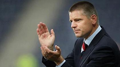 Έδιωξε τον Μέι η Φόλκερκ