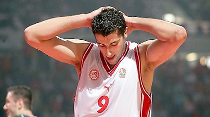 Αγώνας δρόμου για Μπουρούση