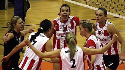 «Ερυθρόλευκος» περίπατος