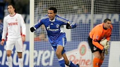 Bundesliga: Μέσα στο κόλπο η Σάλκε