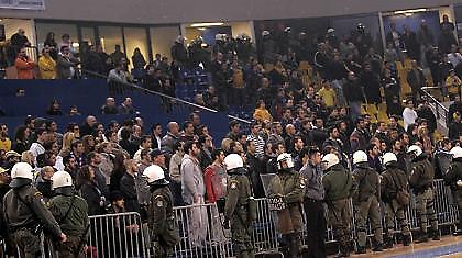 Σοβαρά επεισόδια στο Περιστέρι